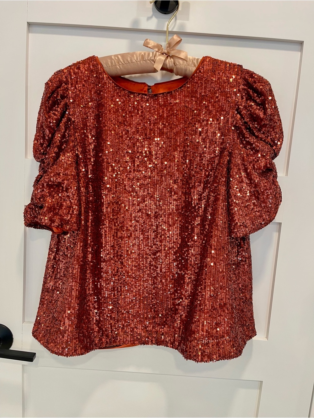 Anthropologie sequin puff sleeve top 8 Read - Picture 4 of 11